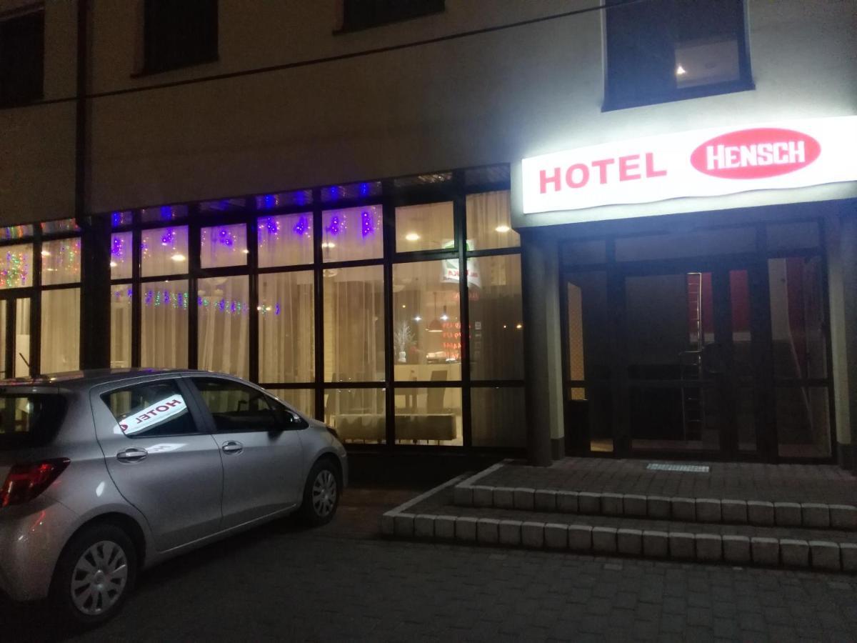Hotel Hensch Лодз Екстериор снимка